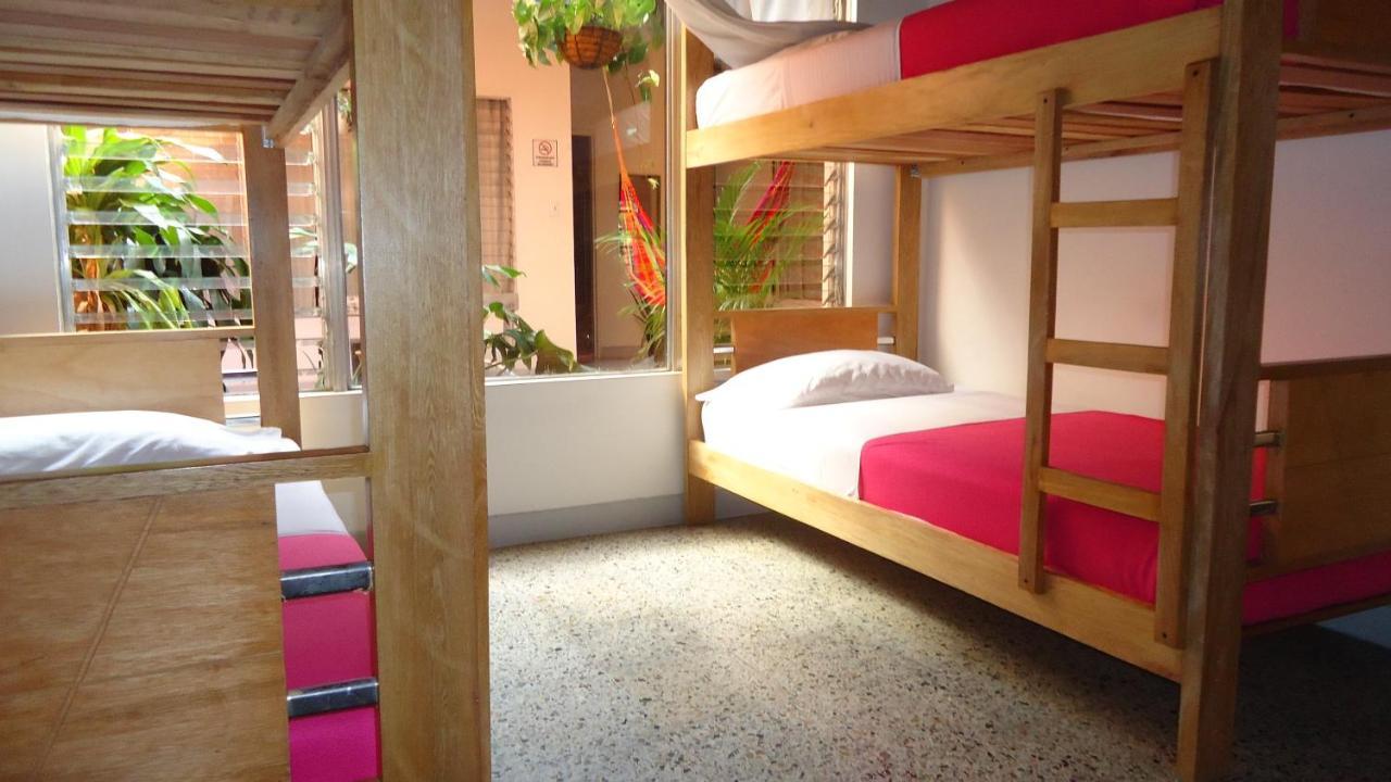 Iris Hostel Medellín Exteriér fotografie